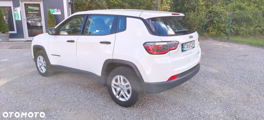 Jeep Compass 1.4 MultiAir Sport - 3