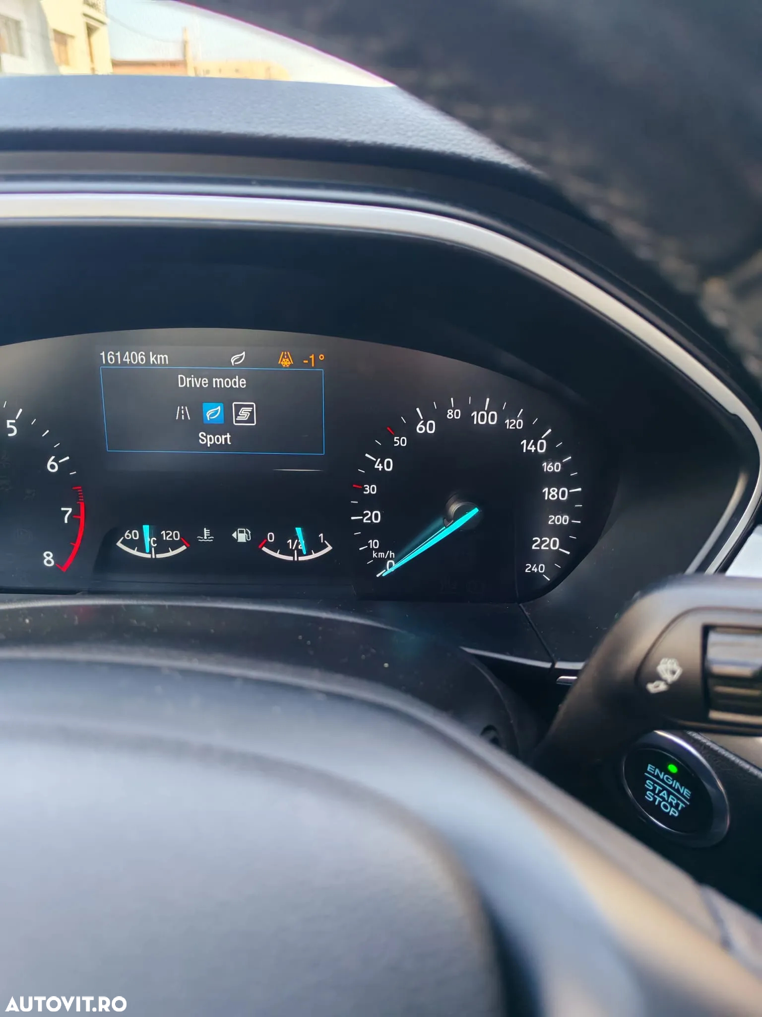 Ford Focus 1.0 EcoBoost Titanium - 9