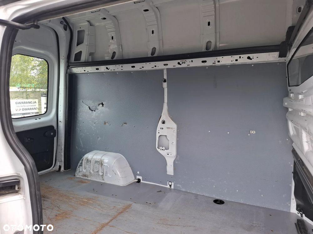 Opel Vivaro - 21