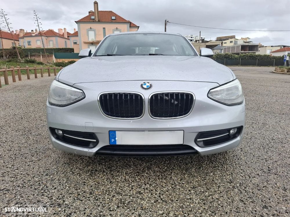 BMW 116 d Sport Line - 2