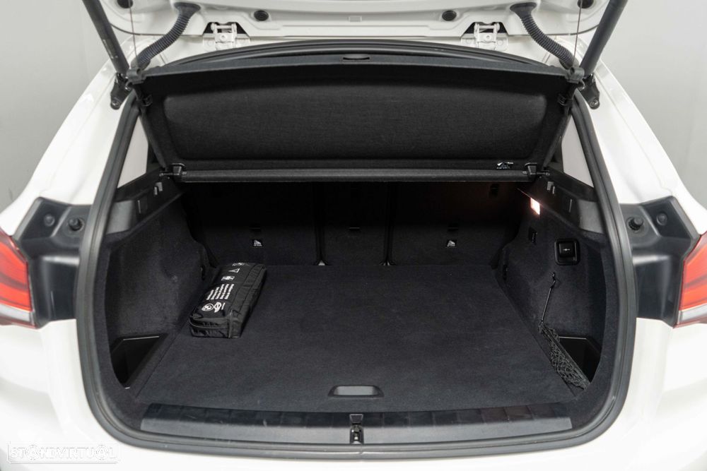 BMW X1 25 e xDrive Corporate Edition - 14