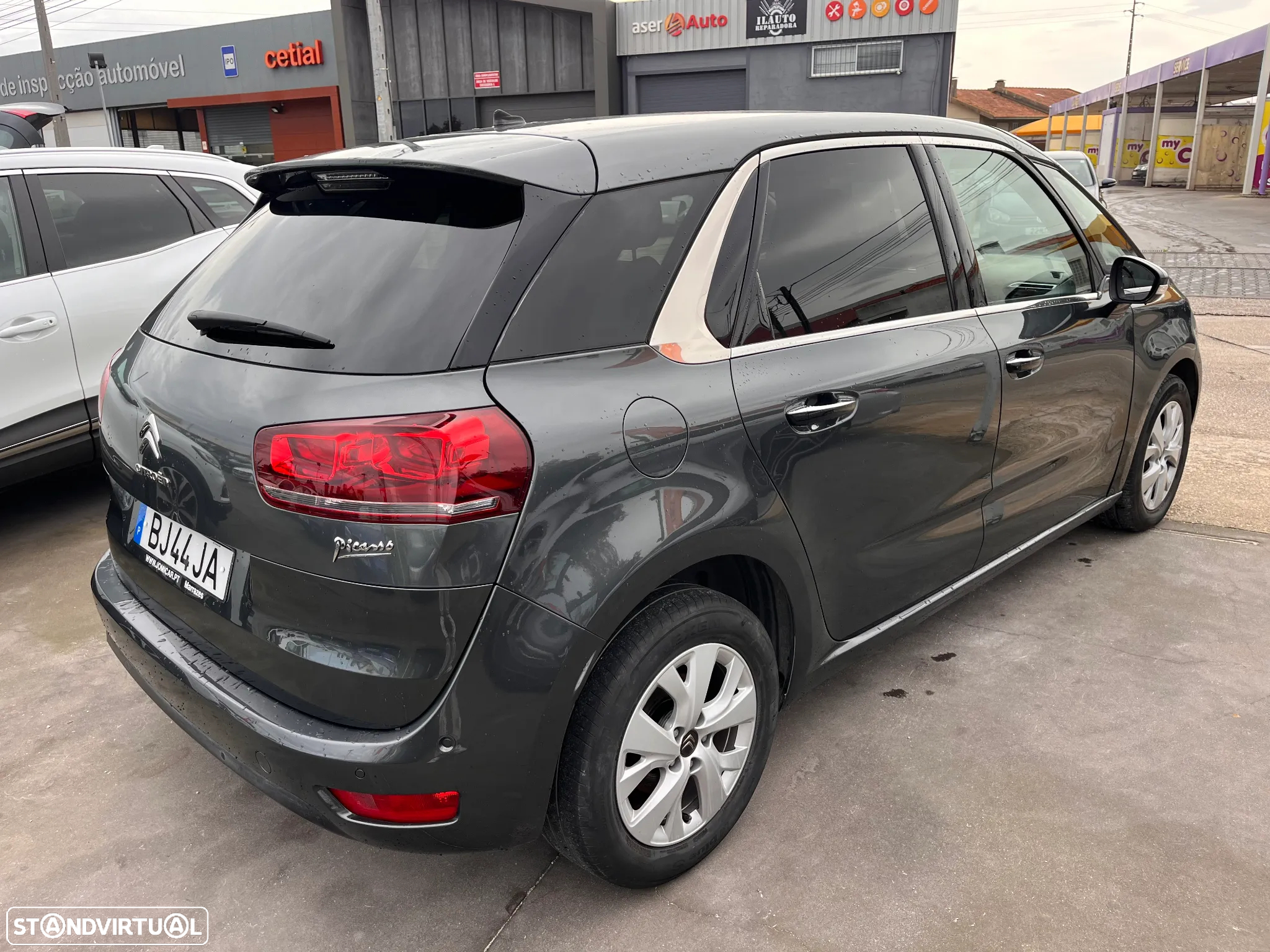 Citroën C4 Picasso 1.6 e-HDi Exclusive - 4
