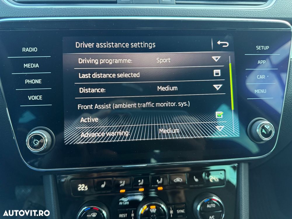 Skoda Superb 2.0 TDI DSG Active - 31