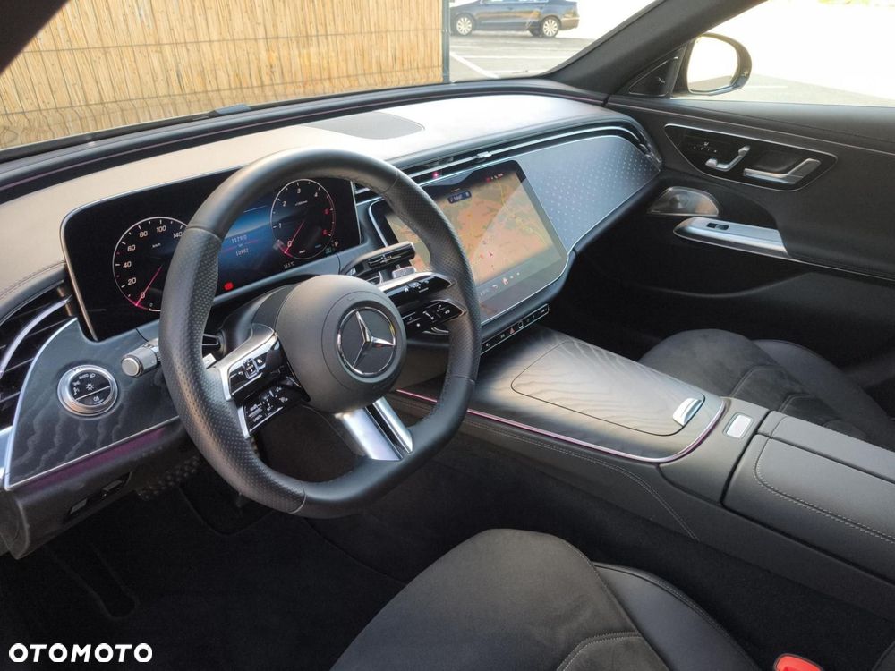 Mercedes-Benz Klasa E - 9