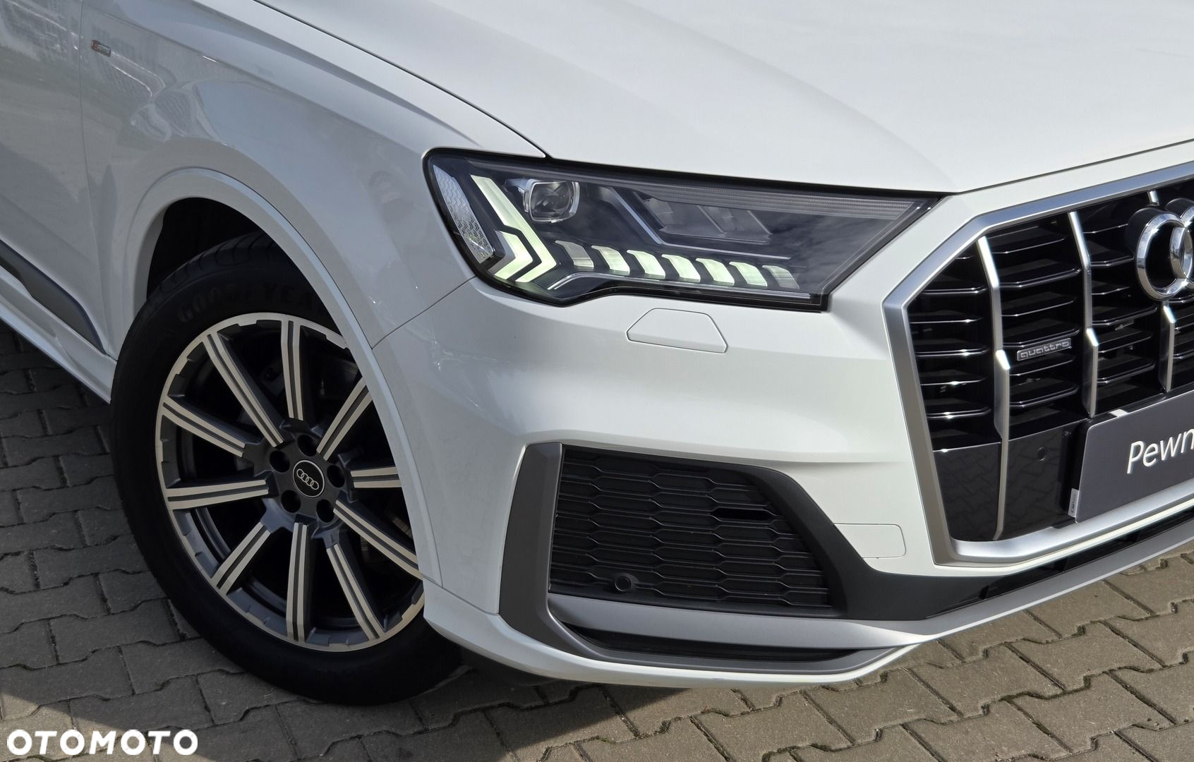 Audi Q7 - 6