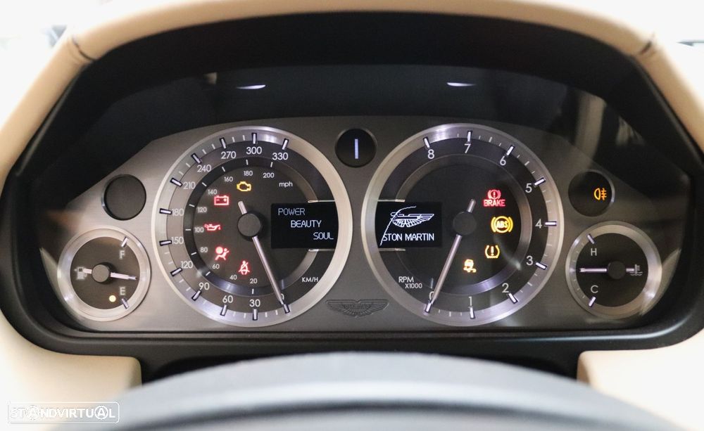 Aston Martin Vantage Coupe V8 Sportshift - 38