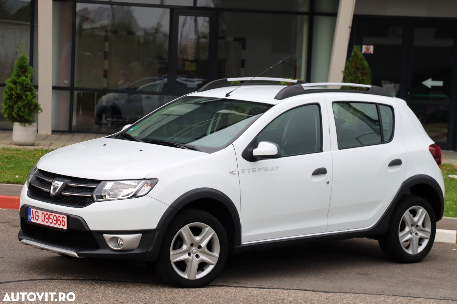 Dacia Sandero Stepway TCe 90 (S&S) Celebration - 16