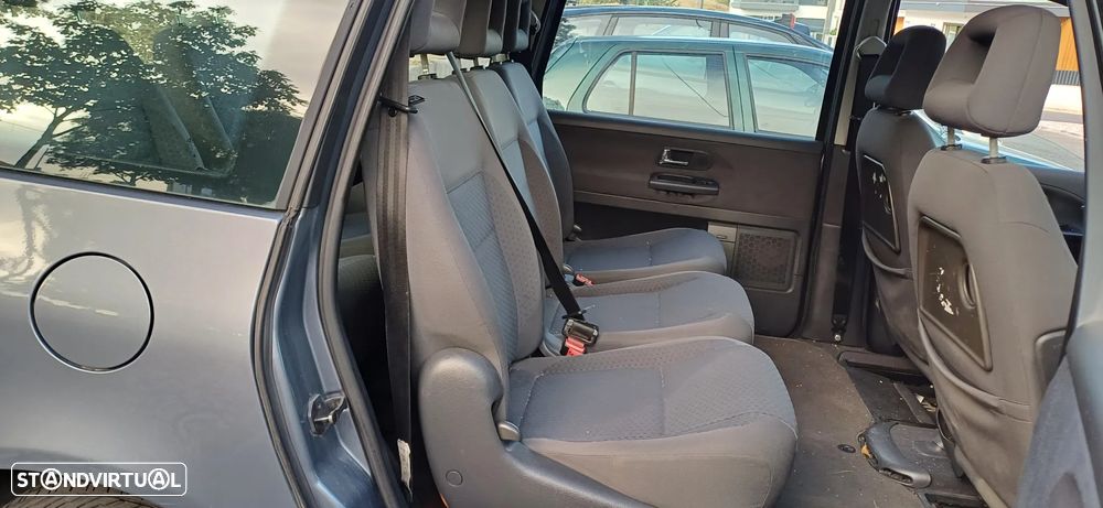 VW Sharan 2.0 TDI Confortline - 9