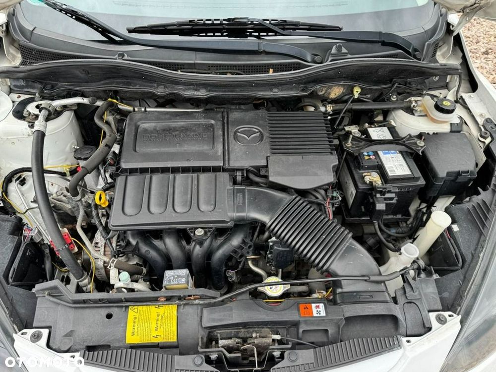 Mazda 2 - 7