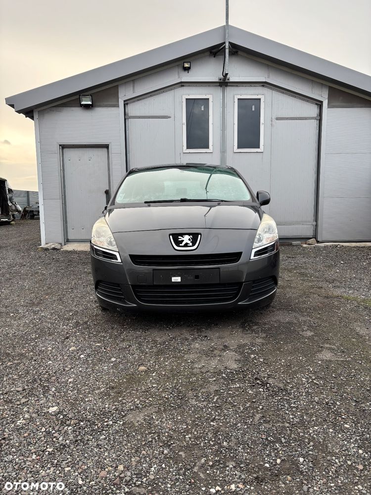 Peugeot 5008 - 3