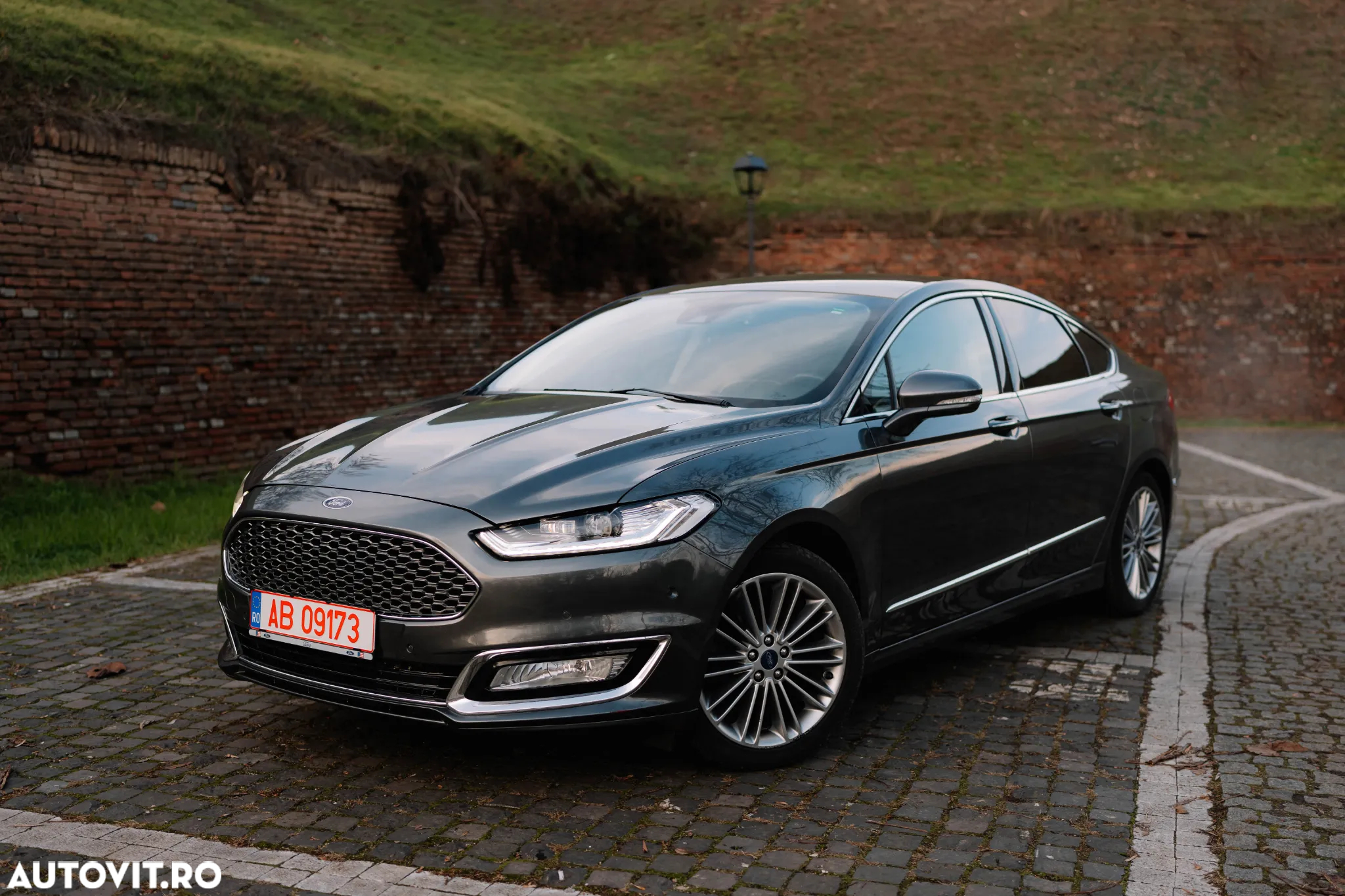 Ford Mondeo - 7