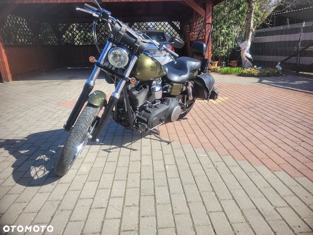 Harley-Davidson Dyna Street Bob - 3