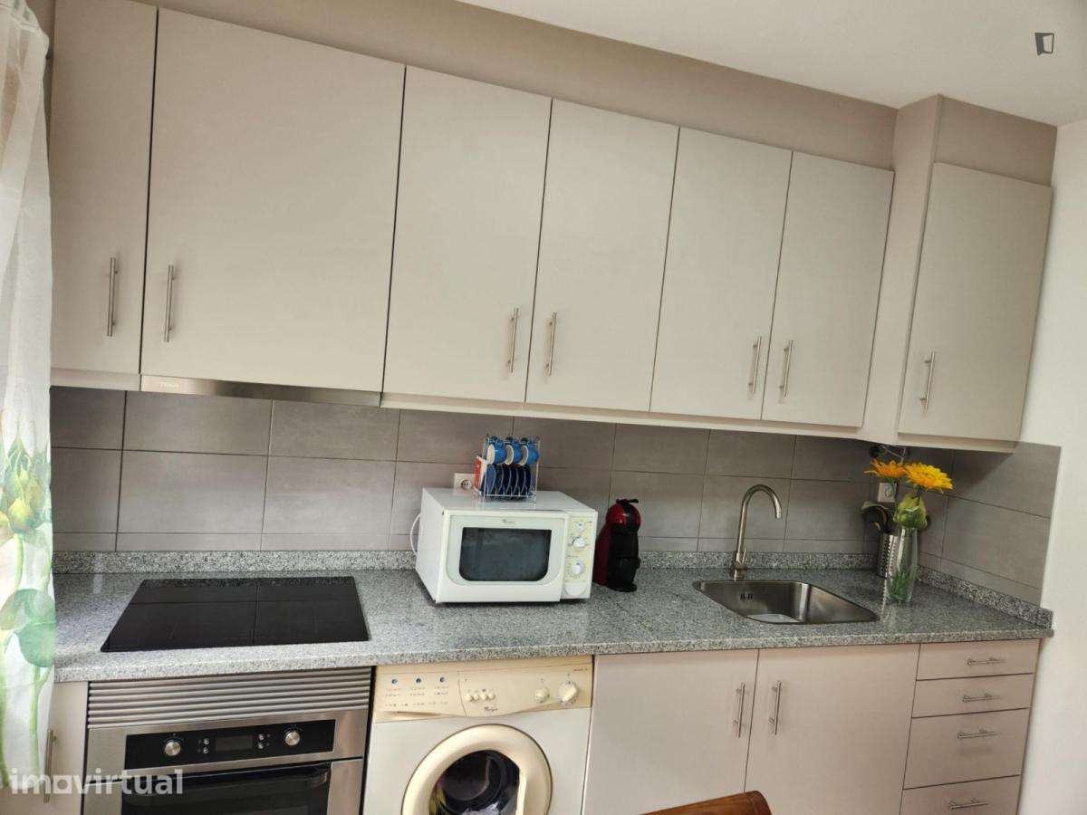 Apartamento com 2 quartos - localizado em Covilha - Grande imagem: 4/8