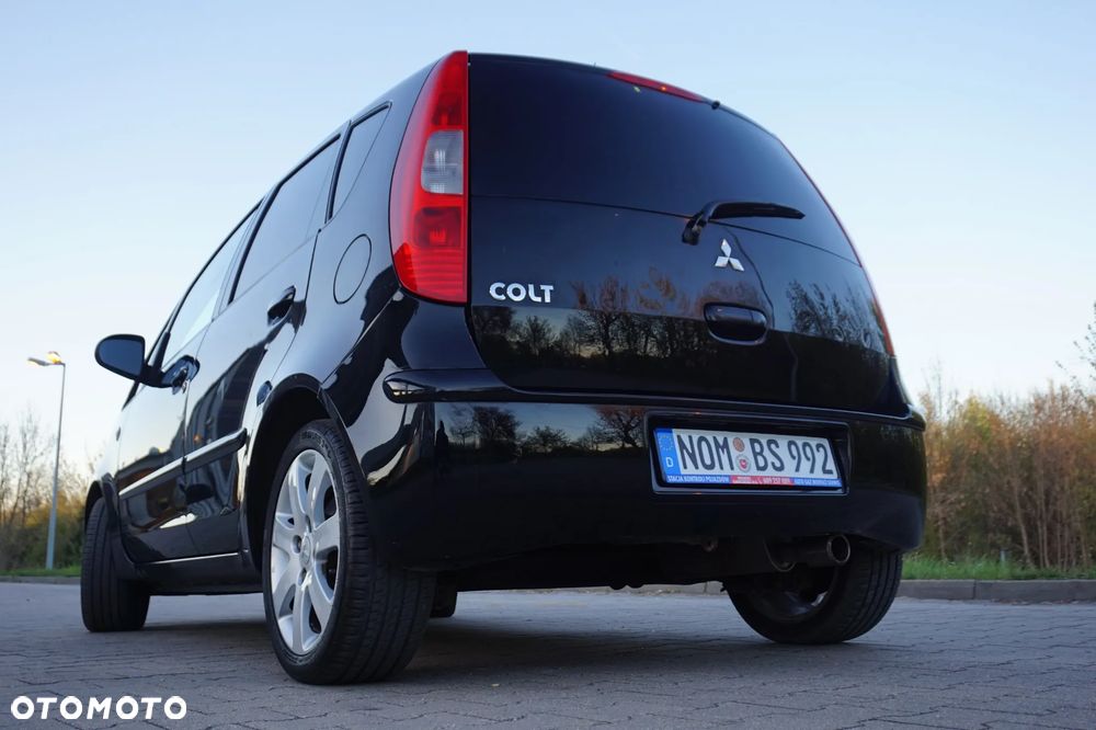 Mitsubishi Colt - 14