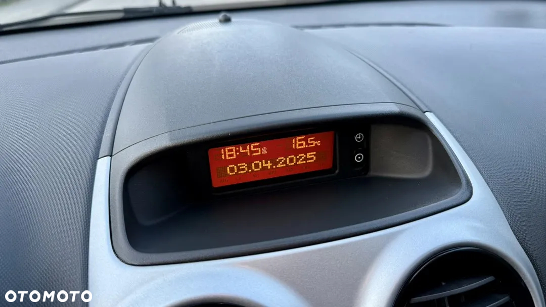 Opel Corsa 1.4 16V EcoFLEX Start-Stop Innovation - 23