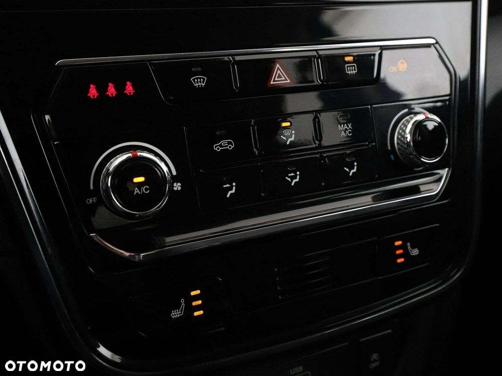 SsangYong/KGM Tivoli 1.5 T-GDi 2WD Automatik Black - 27