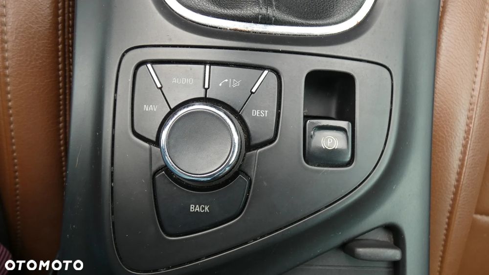 Opel Insignia 2.0 CDTI Cosmo - 26