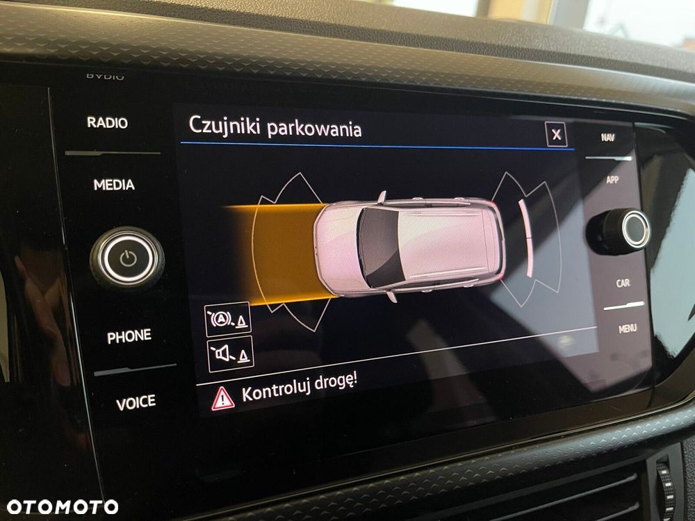 Volkswagen T-Cross - 19