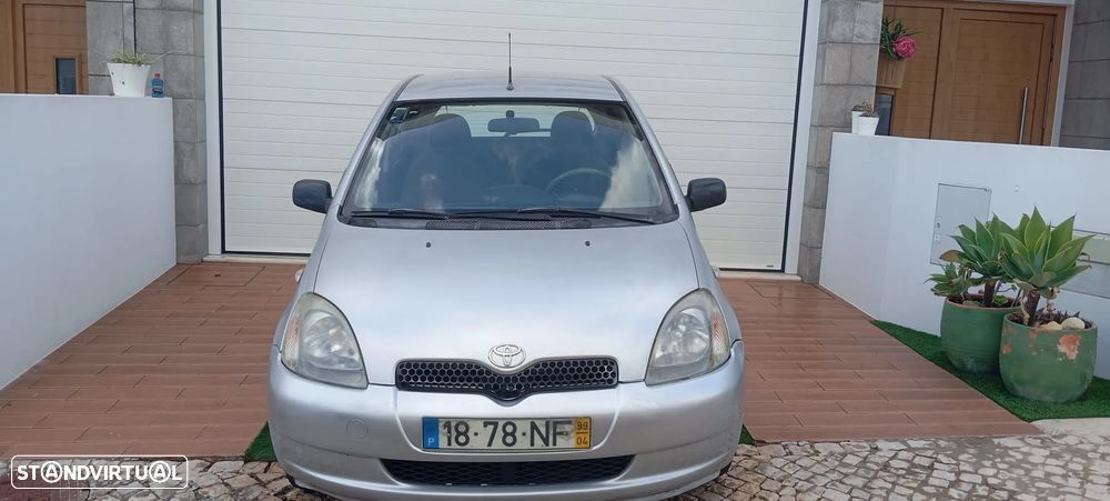 Toyota Yaris 1.0 Terra - 2