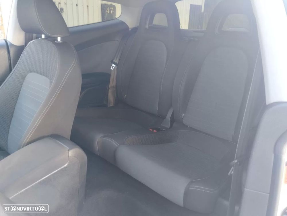 Volkswagen Scirocco 1.4 TSI Sport — fotografia 19
