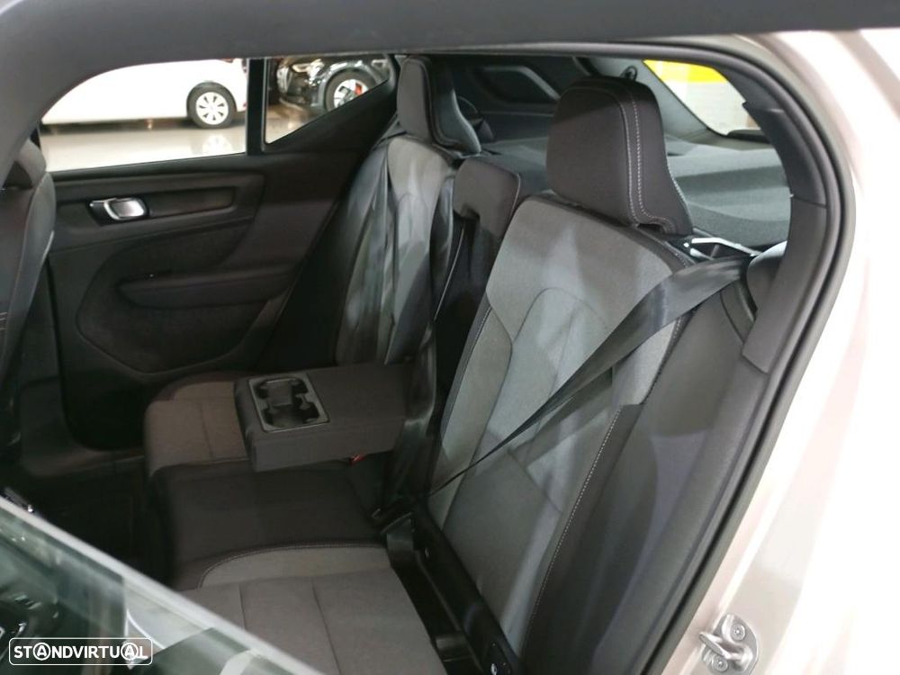 Volvo XC 40 1.5 T5 PHEV Core - 8