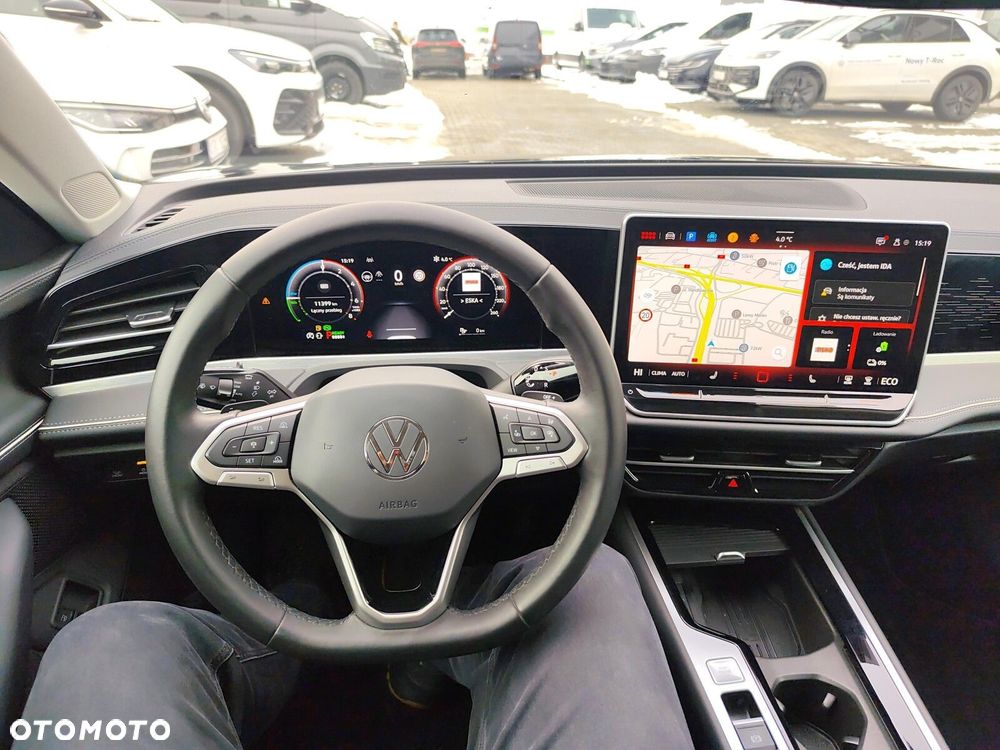 Volkswagen Passat - 19