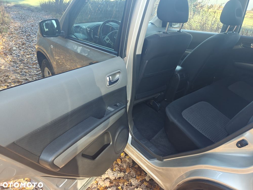 Nissan X-Trail 2.0 dCi 4x4 DPF Platinum - 10