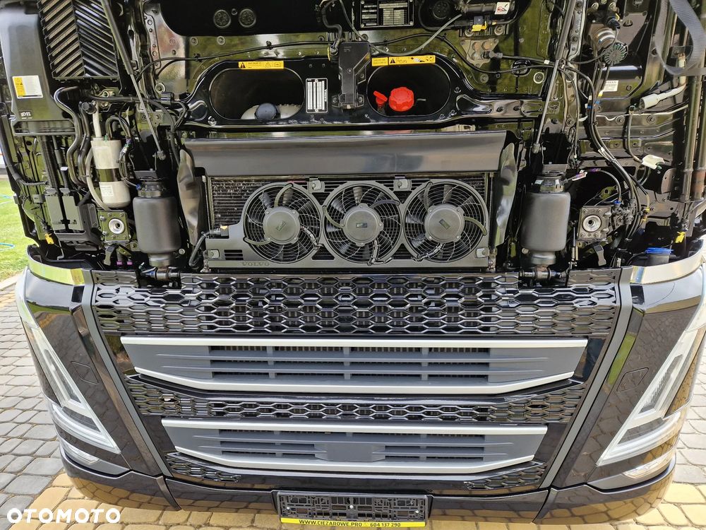 Volvo FH5 500 I-SAVE XXL ACC / MEGA / LOW DECK / BOGATA WERSJA / JAK NOWY - 9