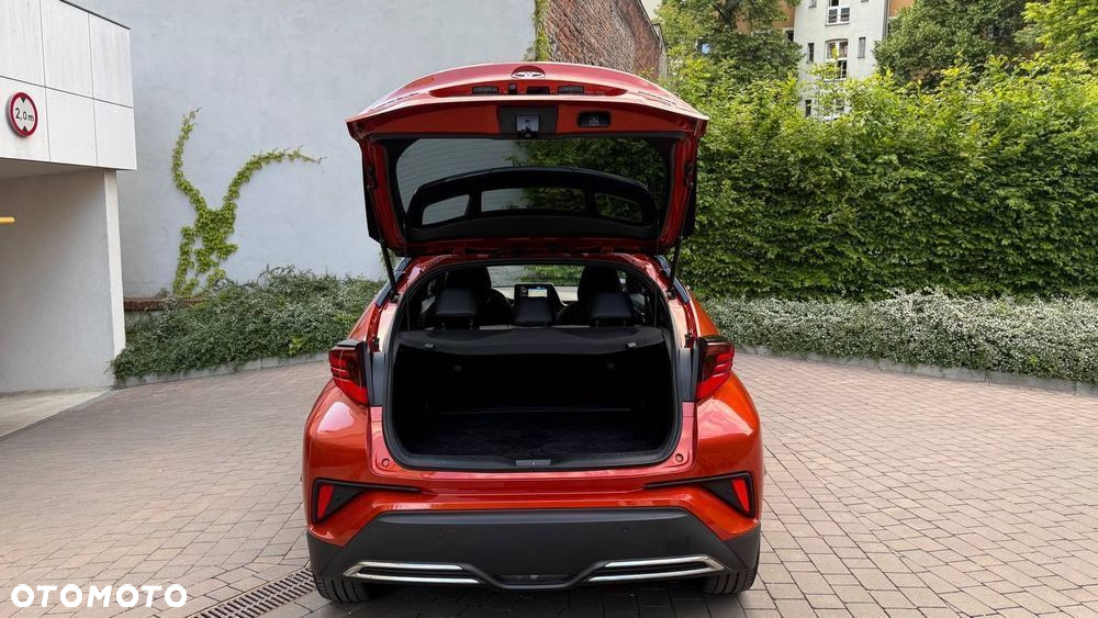 Toyota C-HR - 8
