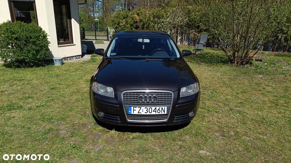 Audi A3 Sportback 2.0T FSI Ambition - 2