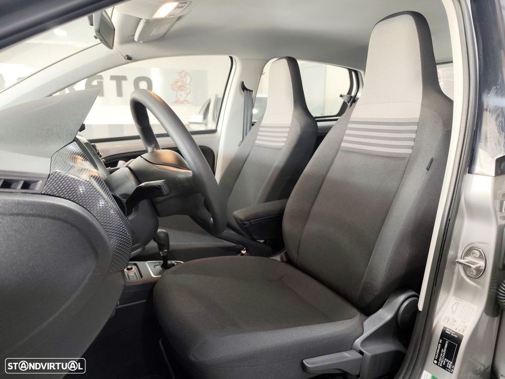 VW Up! 1.0 BMT Move Auto - 12