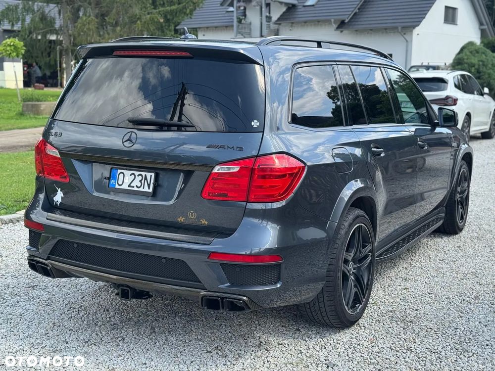 Mercedes-Benz GL - 4