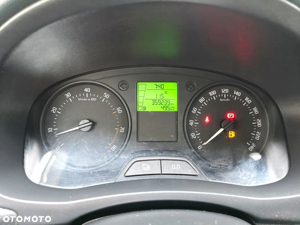 Skoda Fabia 1.4 16V Active Plus - 15