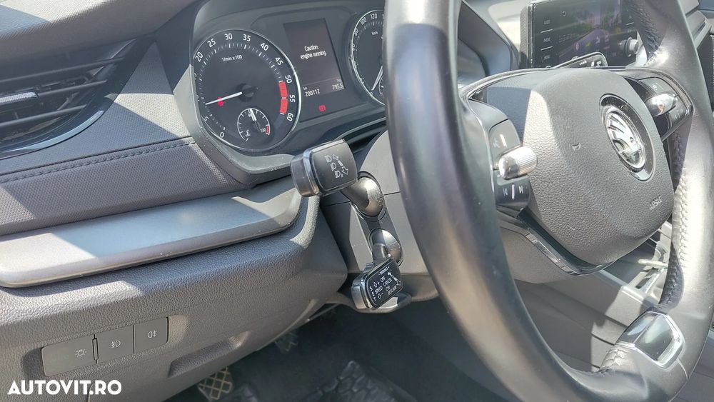 Skoda Octavia 2.0 TDI Ambition - 9