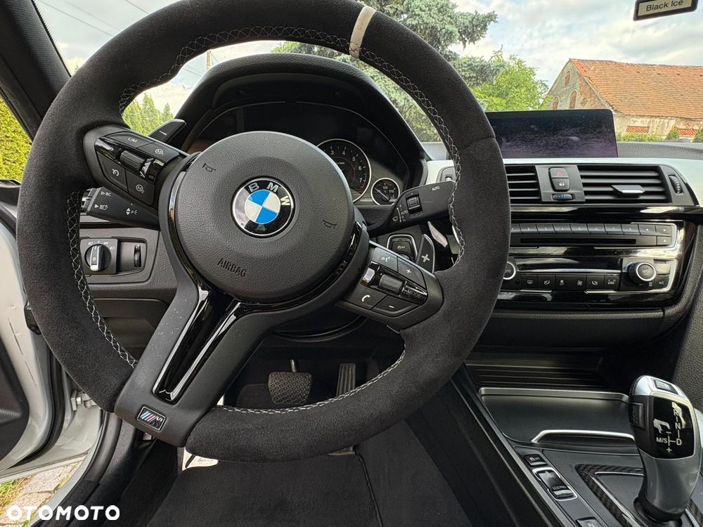 BMW Seria 3 340i M Sport - 15