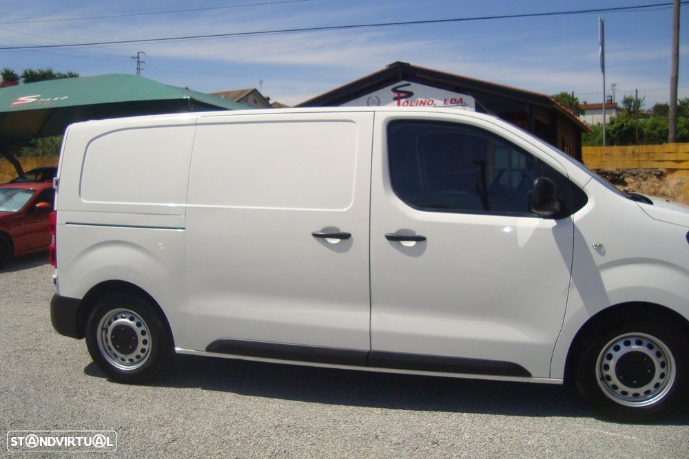 Citroën ë-Jumpy 1.6 HDI   BLUE  3 LUGARES - 6
