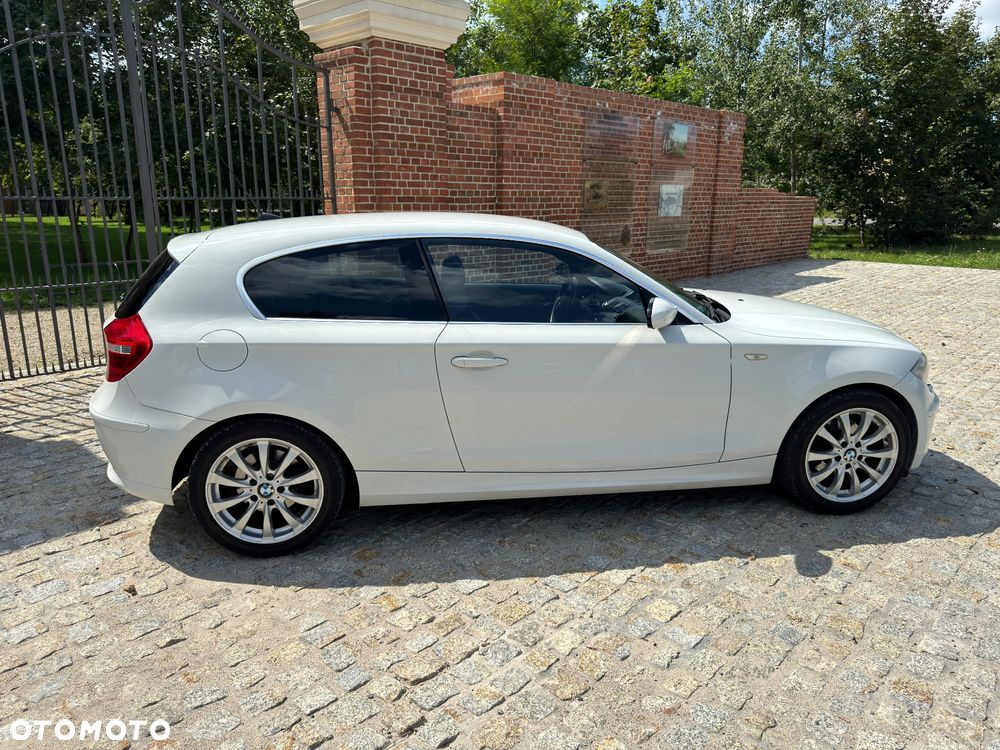 BMW Seria 1 118i - 6