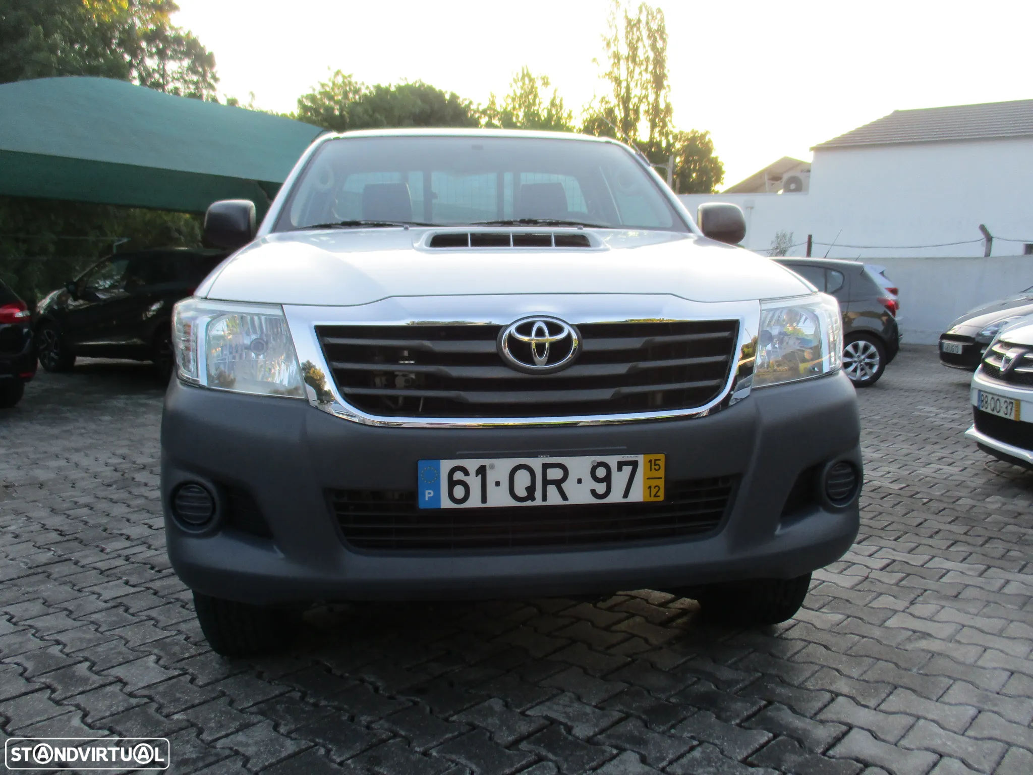 Toyota HILUX - 4