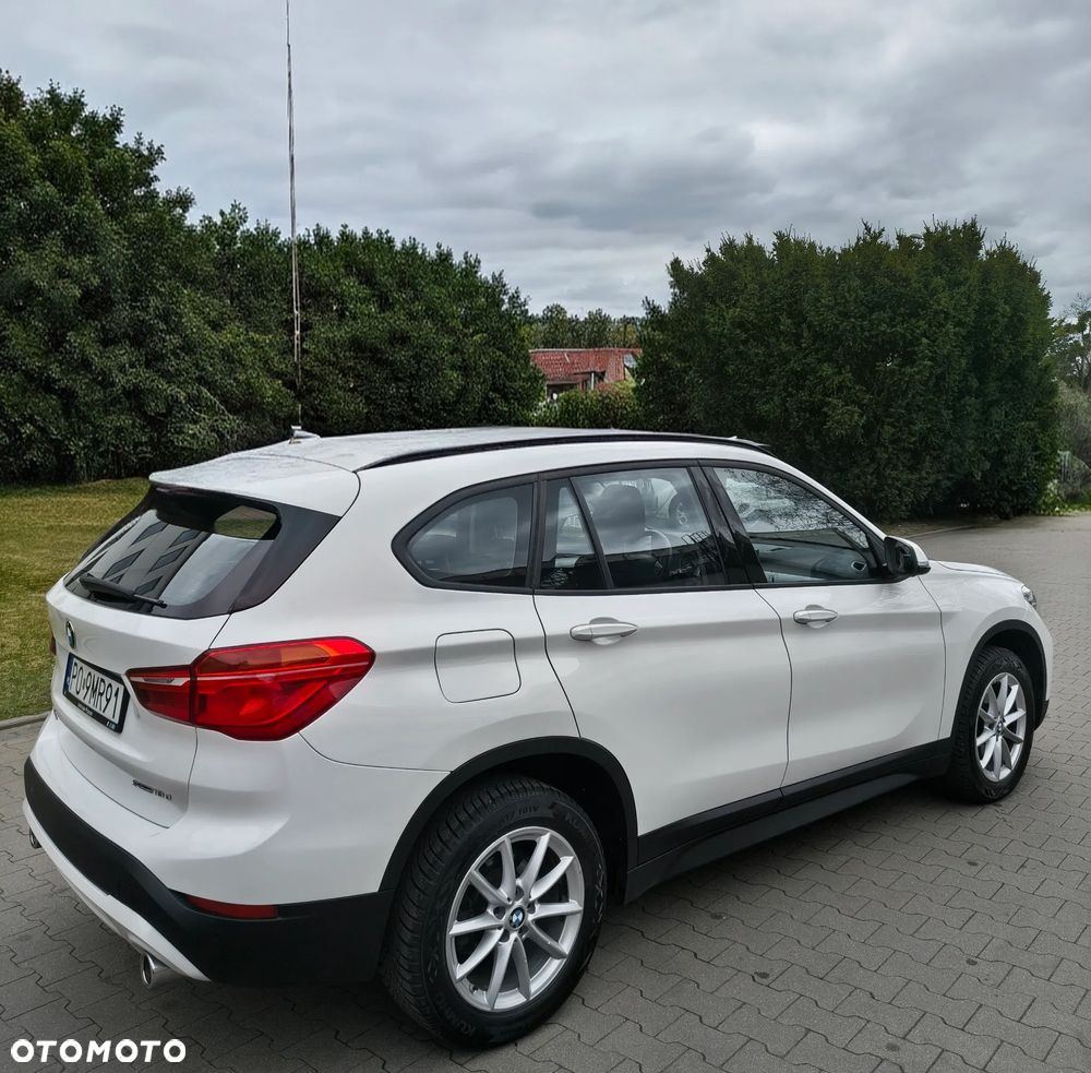 BMW X1 sDrive18d - 17