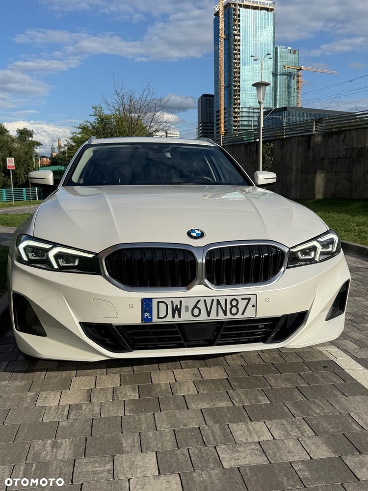 BMW Seria 3 320d xDrive Luxury Line sport - 11