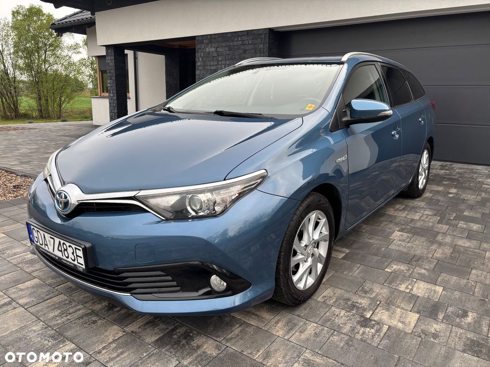 Toyota Auris - 1