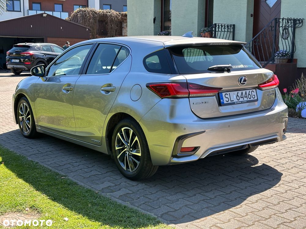 Lexus CT 200h Prestige - 3