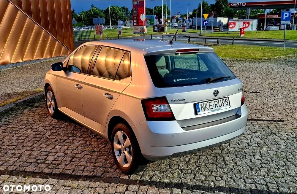 Skoda Fabia 1.2 TSI Edition - 4