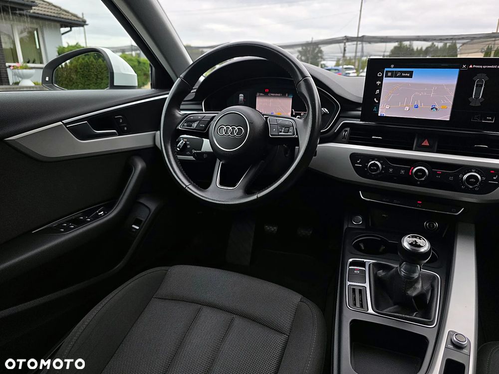 Audi A4 Avant 2.0 TDI - 32