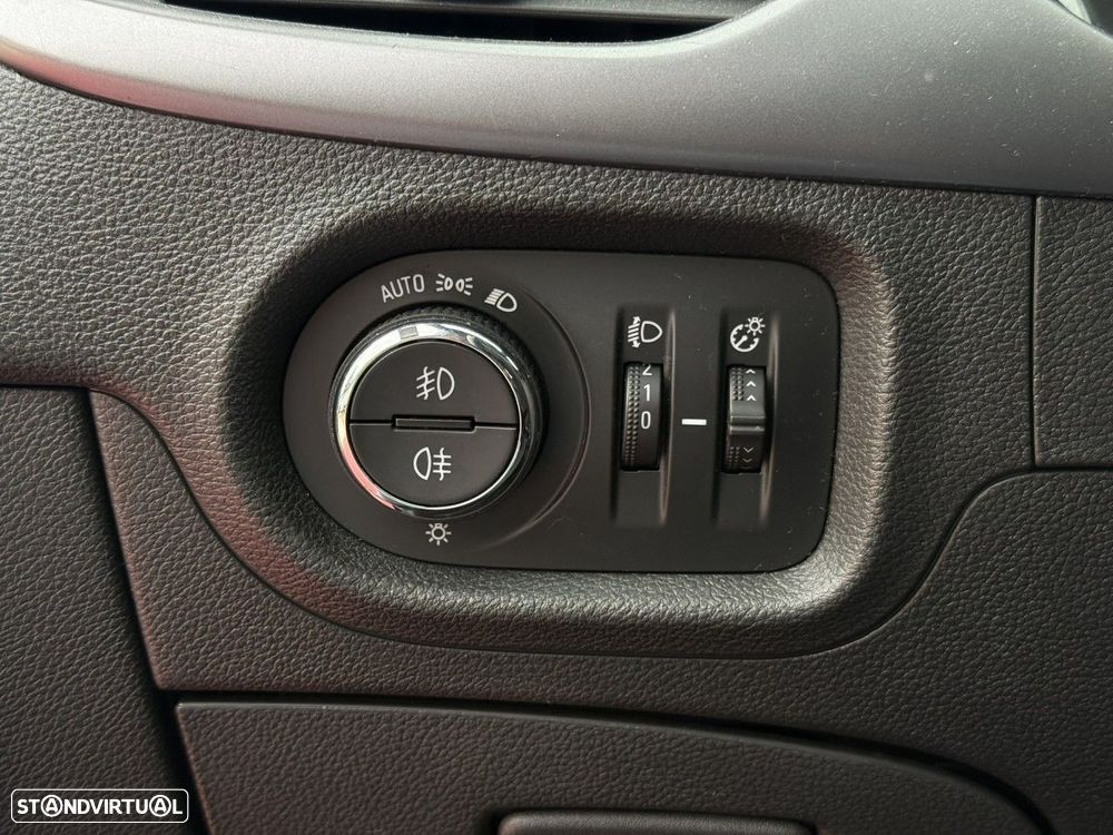 Opel Astra Sports Tourer 1.6 CDTI Business Edition S/S - 10