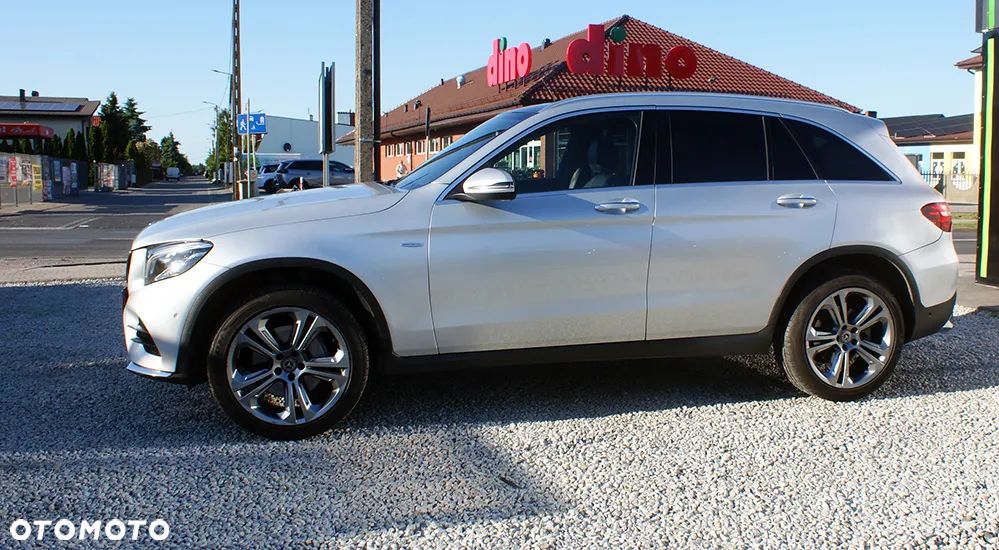 Mercedes-Benz GLC 300 4Matic 9G-TRONIC AMG Line - 7