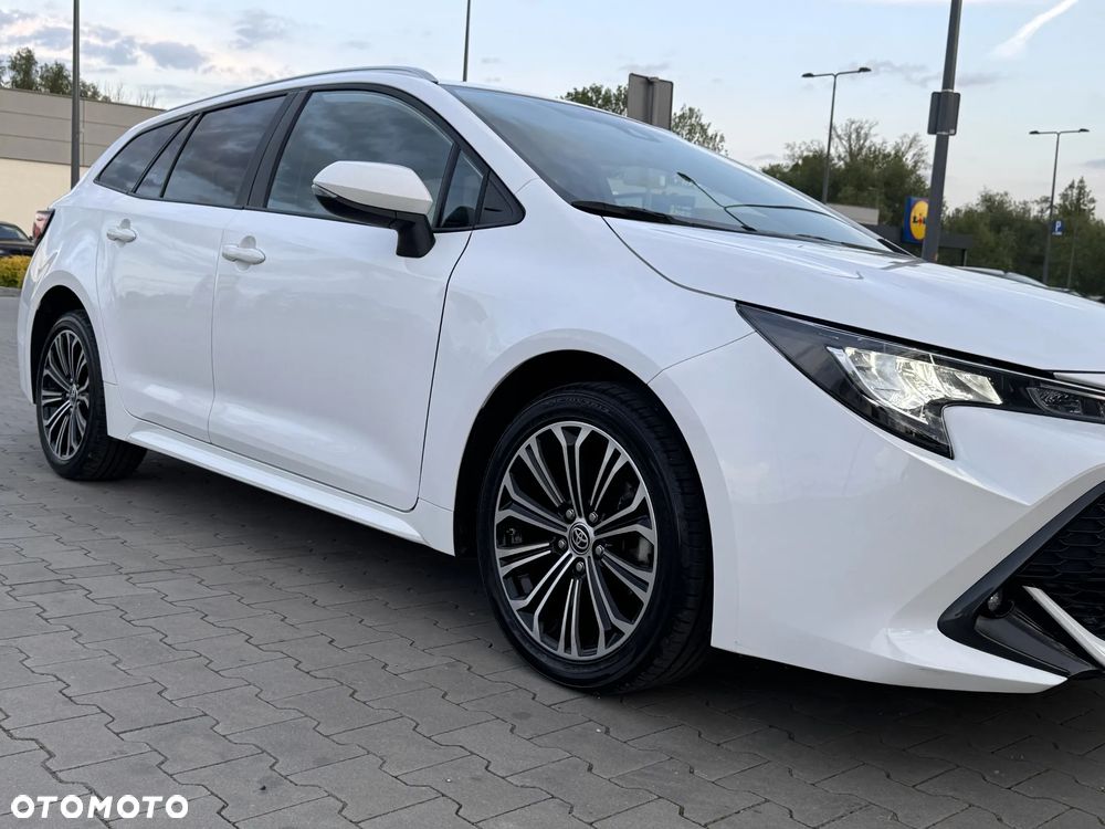 Toyota Corolla 1.8 Hybrid Comfort - 11