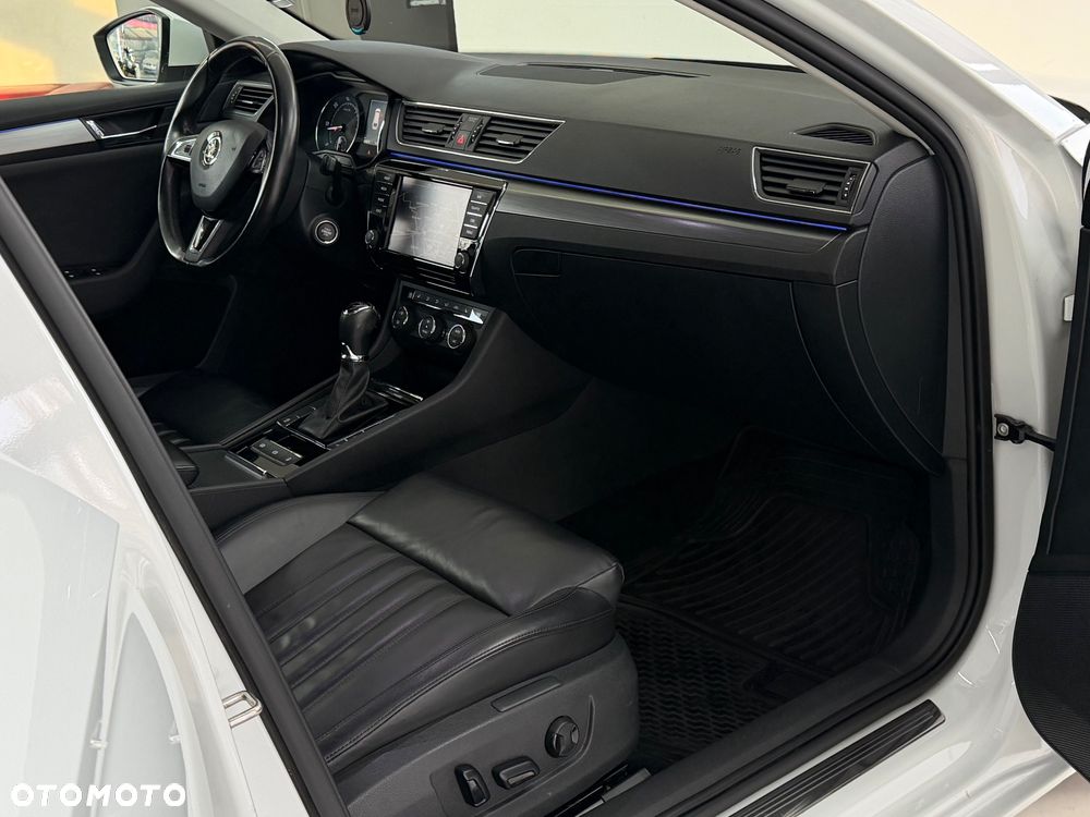 Skoda Superb 1.6 TDI DSG Active - 22