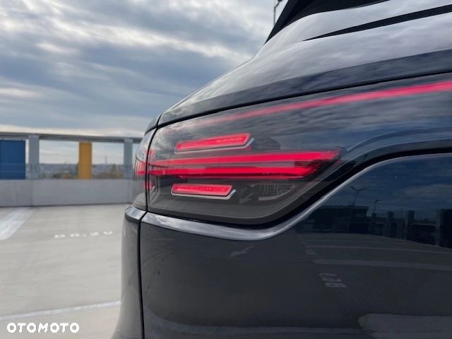 Porsche Cayenne Platinum Edition - 21