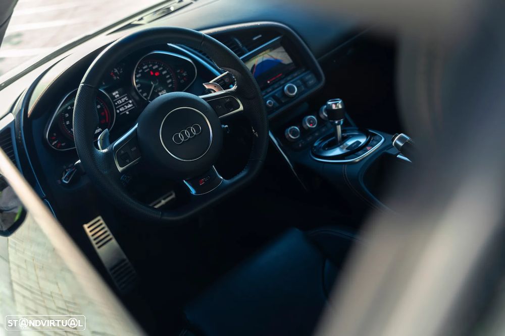 Audi R8 Coupé 5.2 FSI V10 Plus S tronic - 20